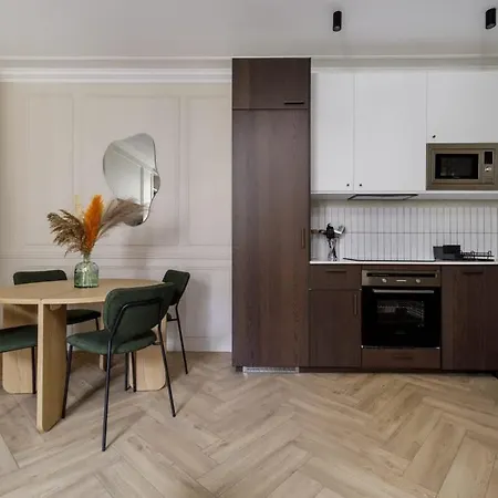 Rousselet - Amazing Parisian Flat In The 7th